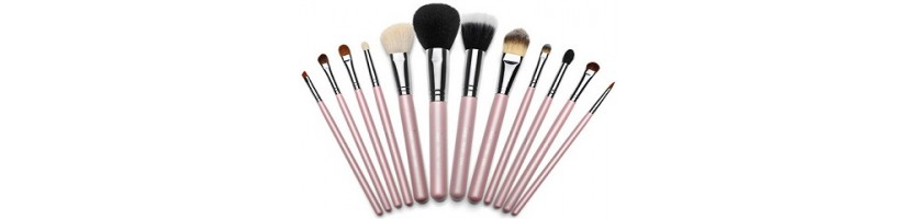 Make-up Tools & Accessories